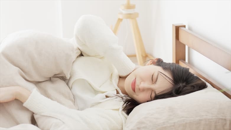 マウスピース矯正と頭痛の関係は？痛みの原因や対処法も解説