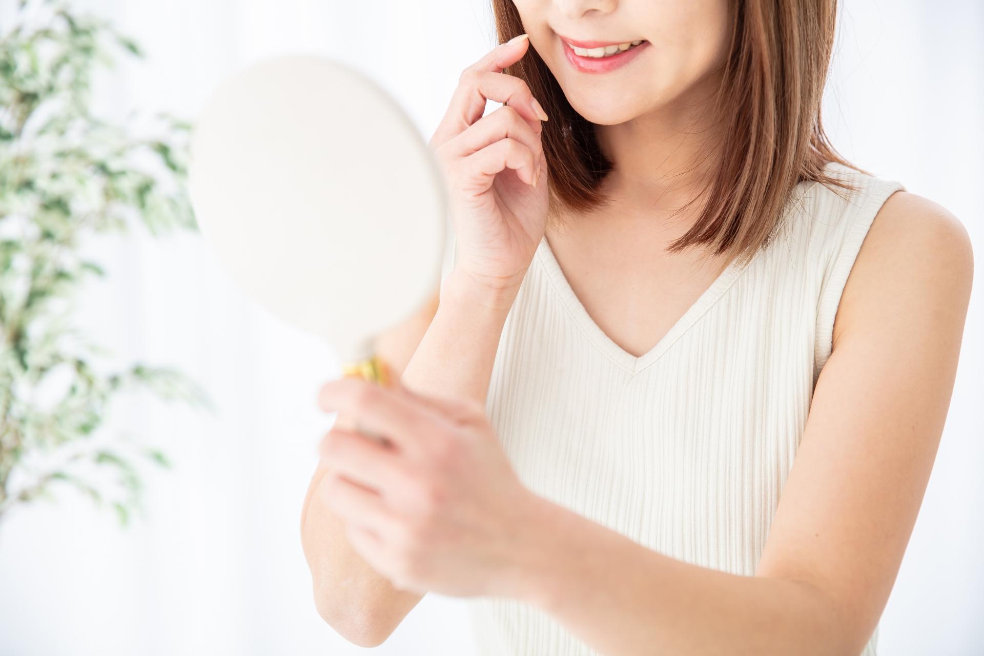 叢生は矯正で治せる?気になる費用・期間やおすすめの矯正方法も紹介
